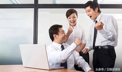 员工对工资不满意怎么解决,员工对薪酬不满的解决方案