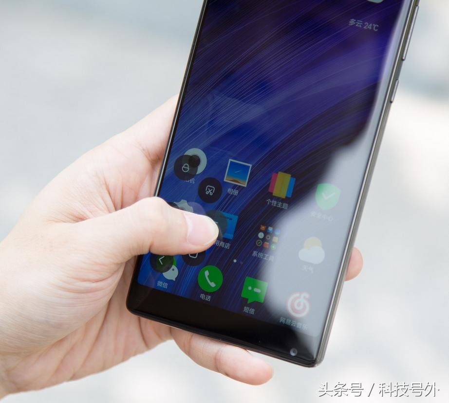 iPhone7价格暴跌!华强北带头,京东苏宁国美紧随其后