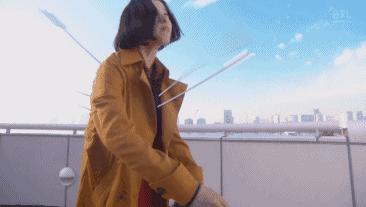 她又会穿又爱做白日梦,我觉得很可爱