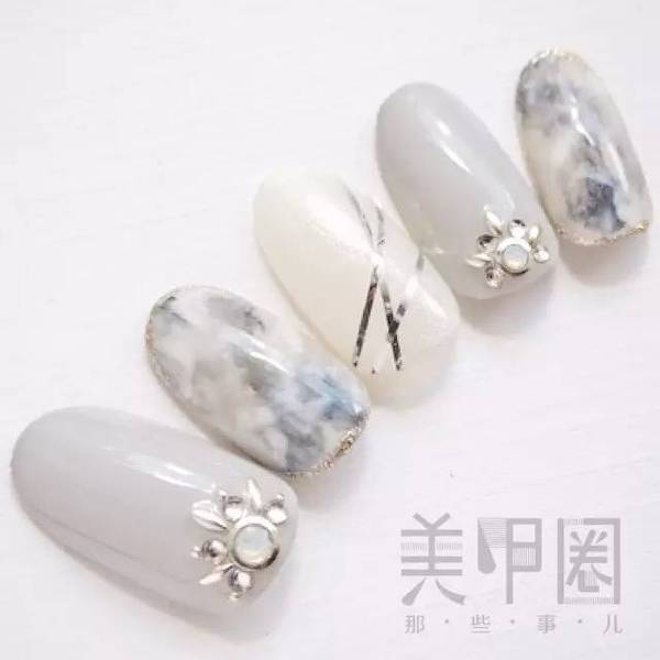 这个情人节，不做男朋友的乖乖女，只做自己的酷girl！