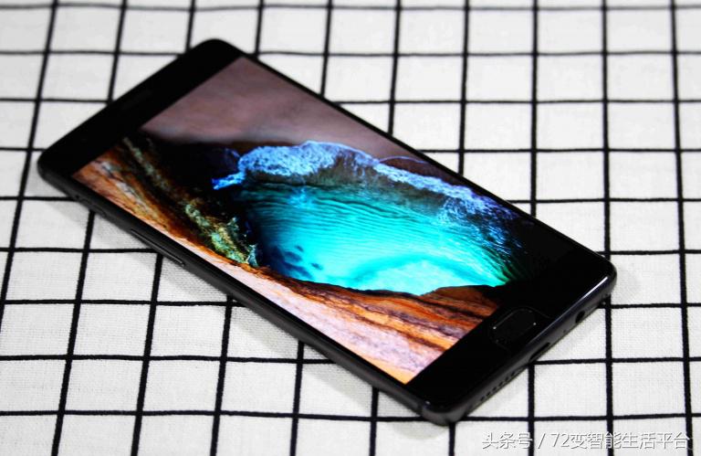 一加3T和oppo、vivo差多少？跑分排名第一没毛病！