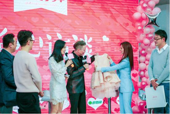 笛莎夏季新款童装,笛莎童装新年棉服