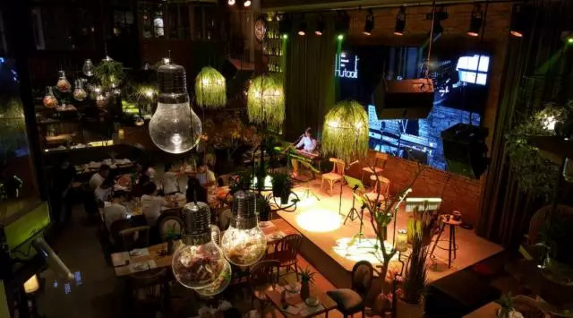 原来最甜蜜的事，是在广州寻找我们的LaLaLand