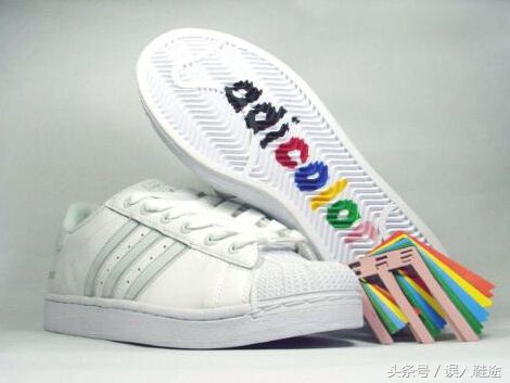 adidas黑色贝壳头多少钱,clotadidas贝壳头