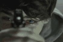 性无能，被劈腿，对着大海撸啊撸，廖凡因女友劈腿裸奔后开枪自杀