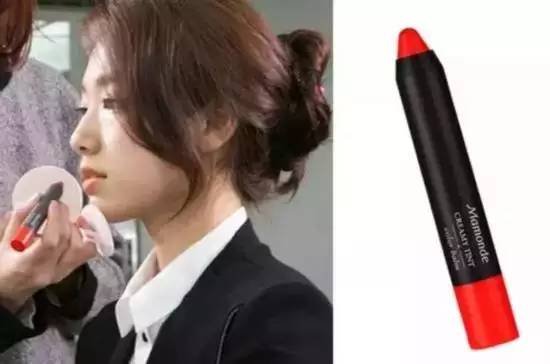 唇釉豆沙色排行榜10强,桃红色豆沙色显白唇膏唇釉