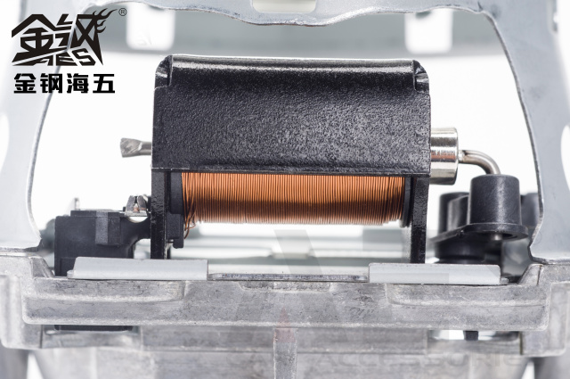 谁说中国的月亮圆不圆,外国的月比中国圆是谁说的