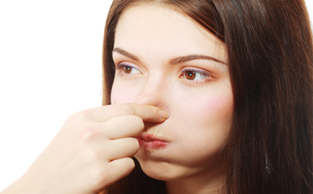 女性健康白带异常有异味该怎么办,女性朋友白带多怎么回事