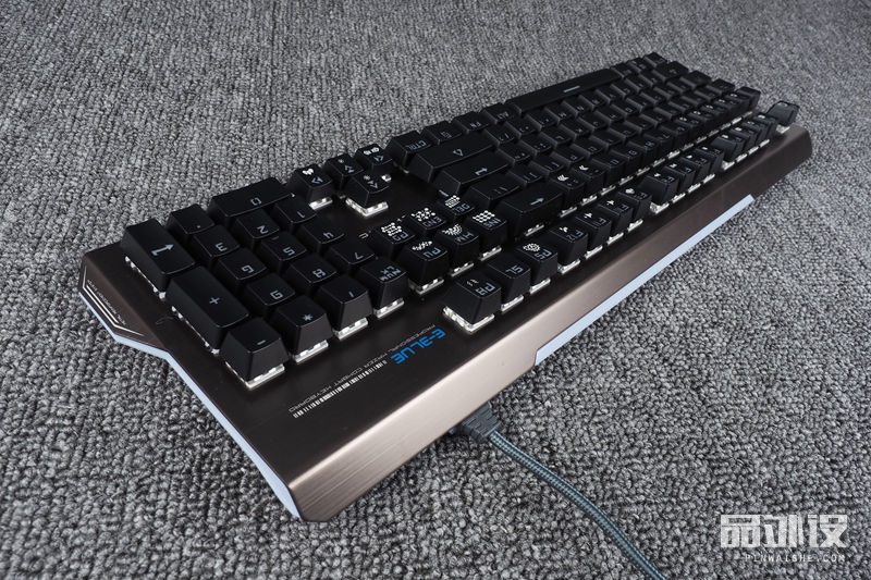 宜博机械键盘k751,宜博机械键盘k727灯效