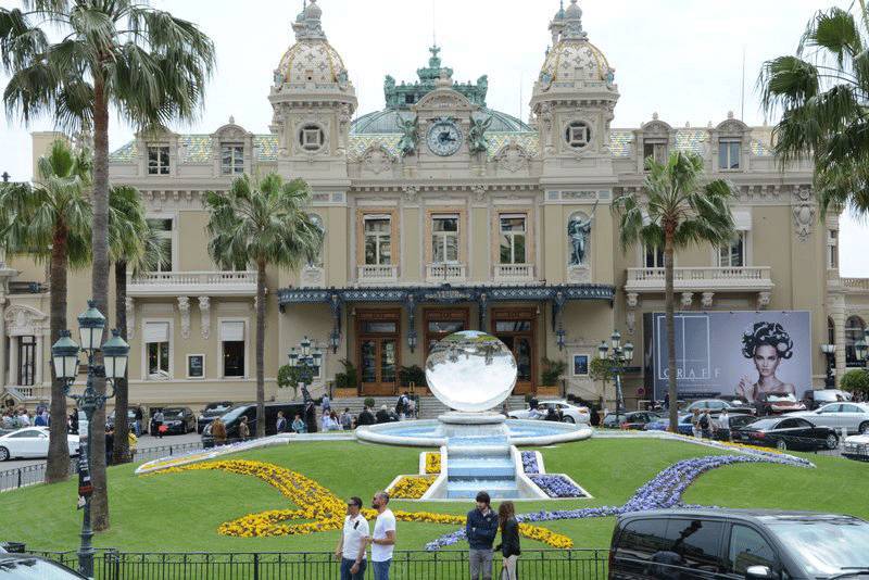 迪拜算个渣,在这里游艇就像共享单车一样乱扔