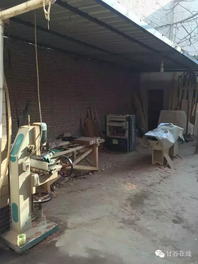 甘谷老梨木家具的传承者——谢建平