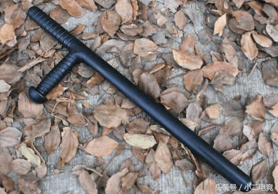 cf近身武器现实原型,cf近战武器像火球是啥