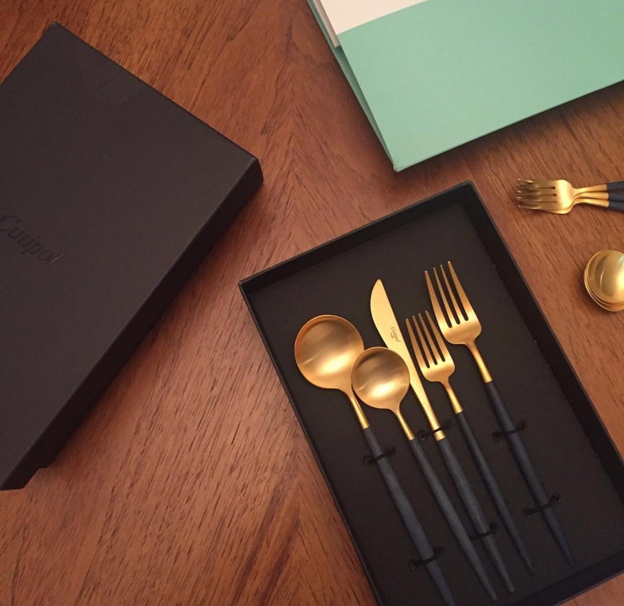 为什么别人拍的食物比你美？秘诀就在于这些高颜值餐具啊！