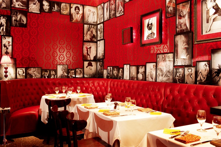 三重心跳曼哈顿多幕剧