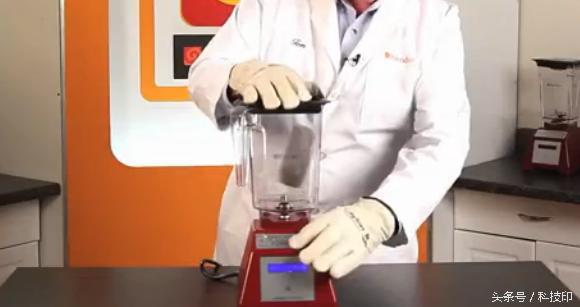 诺基亚3310经典吗,经典回归诺基亚3310上手实拍