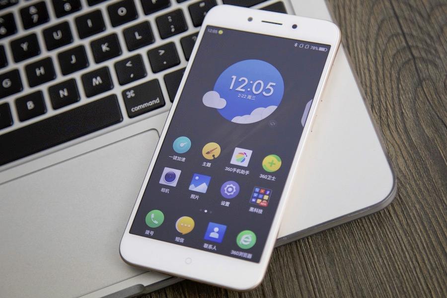 4000mAh+6GB运存!仅售1399的360手机N5评测