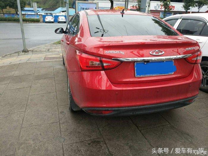 女司机不要买的车,奇瑞艾5红色
