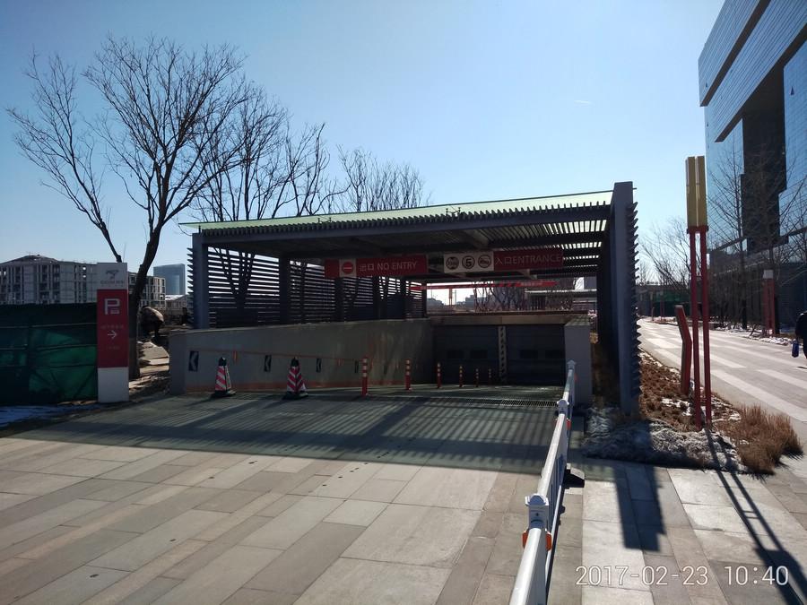 4000mAh+6GB运存!仅售1399的360手机N5评测