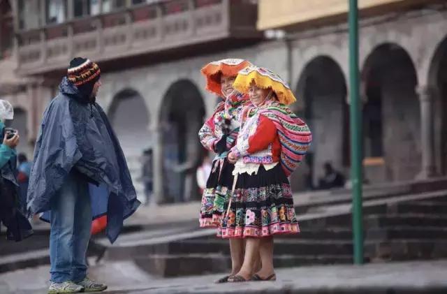 这才是旅行的样子,从亚洲至南美洲,他比我们多了点勇气和决心