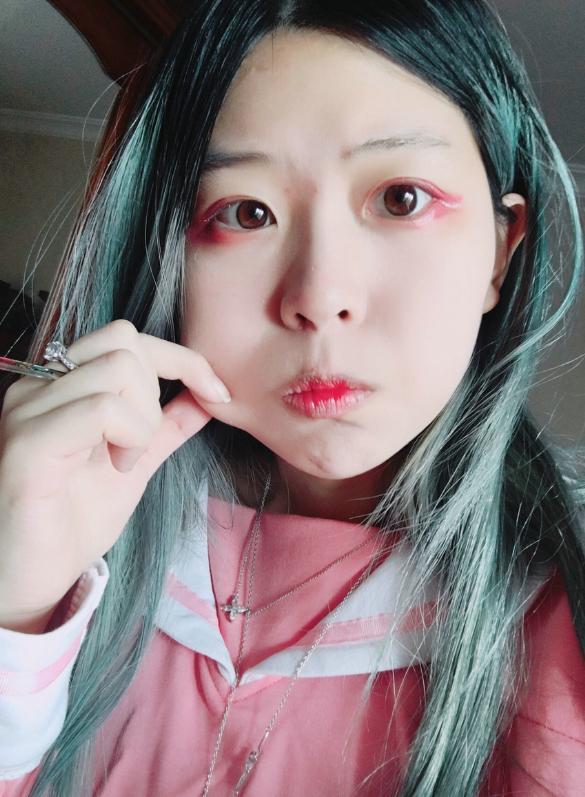 游久电竞浮梦专访DOTA2美女玩家夜夜：科学家也爱玩电竞