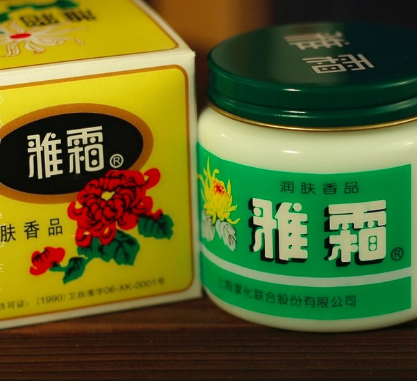 一直有人邀请我回答什么美白护肤的产品，今天就来安利咱国货