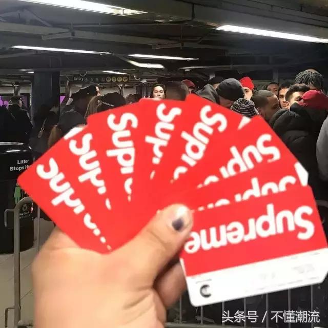 supreme地铁卡价格,supreme地铁卡