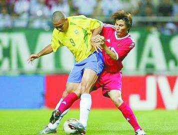 足坛名场面李玮锋,大头李玮锋简历