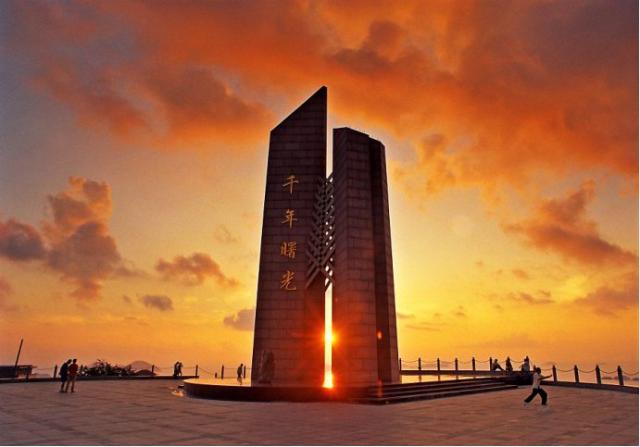 巴黎圣母院屹立在巴黎市中心,巴黎圣母院在巴黎哪里