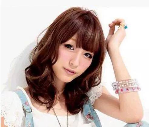 明星怀孕都用什么彩妆,明星孕妇推荐的彩妆品牌