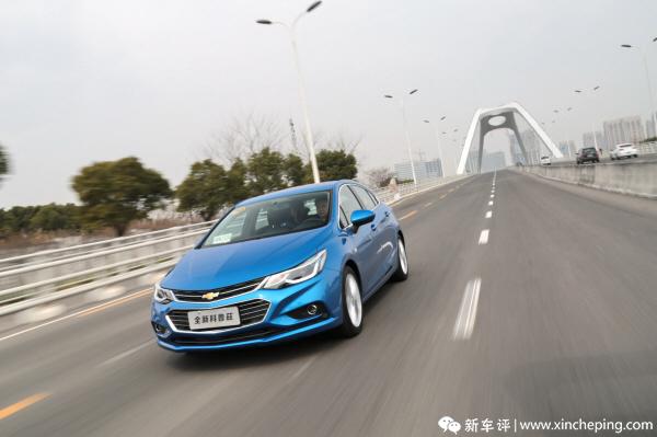 科鲁兹两厢和三厢哪个更好,科鲁兹两厢1.6怎么样