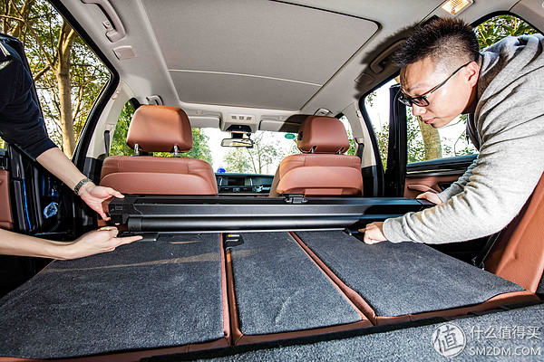 宝马520i旅行版功能,宝马520i和530旅行