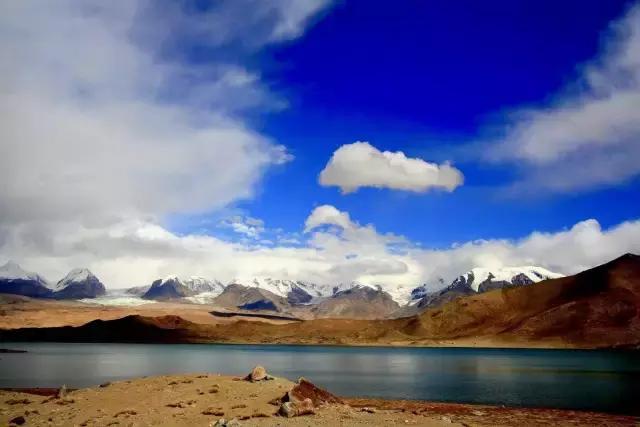 这才是旅行的样子,从亚洲至南美洲,他比我们多了点勇气和决心