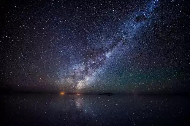 这才是旅行的样子,从亚洲至南美洲,他比我们多了点勇气和决心