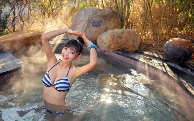 阳春三月赏桃花节 (阳春三月桃花节图片)