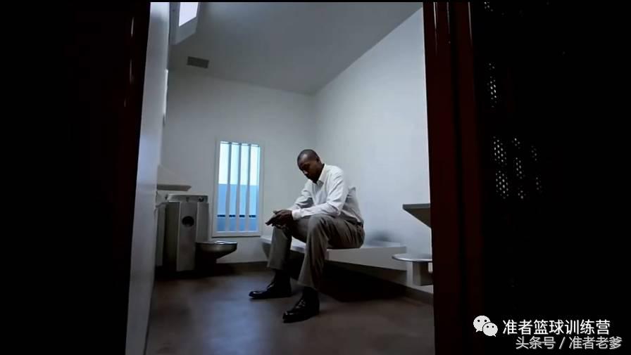 贩毒坐牢后靠卖汉堡逆袭人生，臭屌丝杀入NBA夺下总冠军