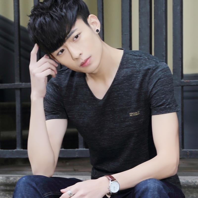 178的男生怎么搭配冬季衣服,男生黑色风衣怎么搭配衣服好看