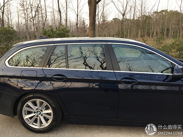 宝马520i旅行版功能,宝马520i和530旅行