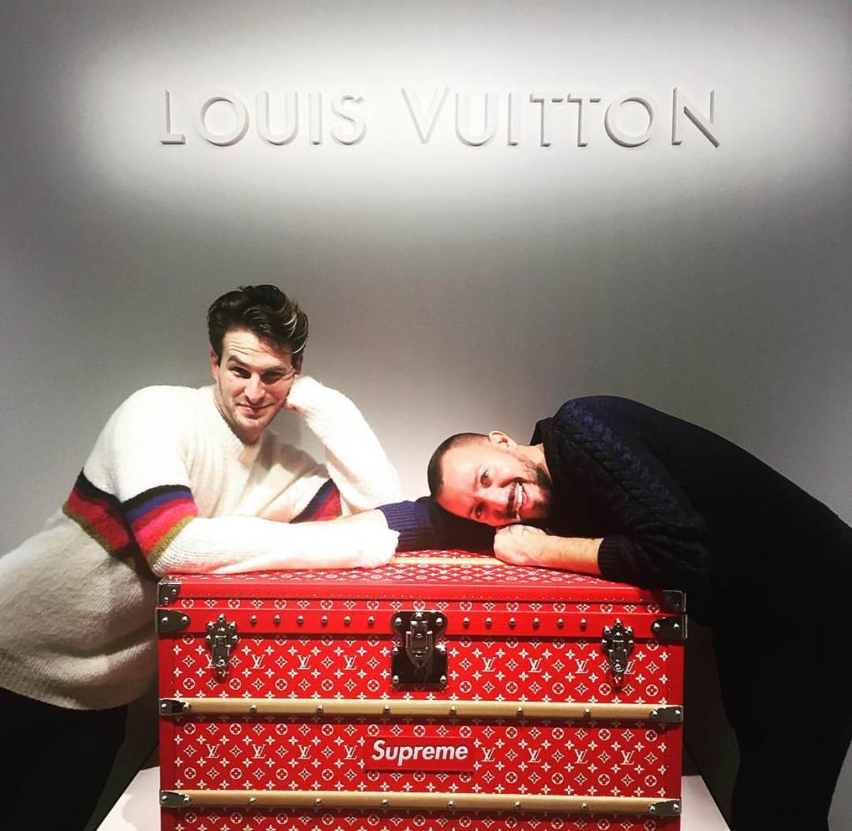 不是白浅夜华而是LVxSupreme