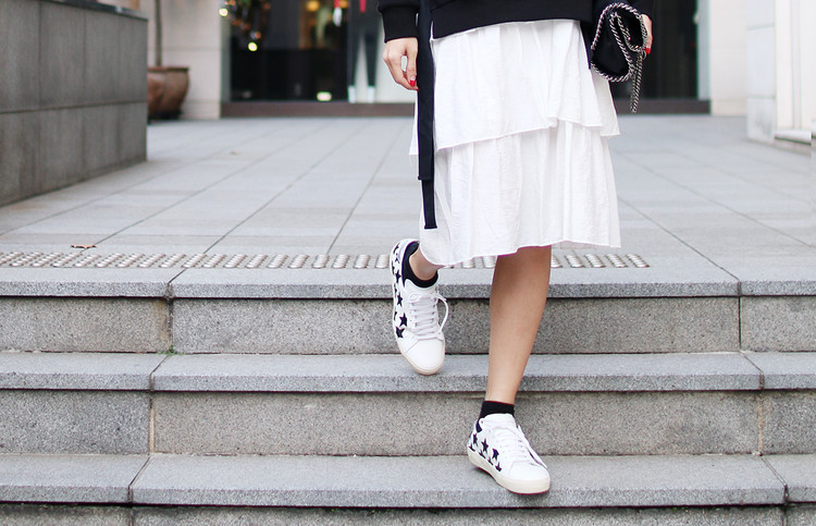 ysl做旧小白鞋,ysl最新款鞋