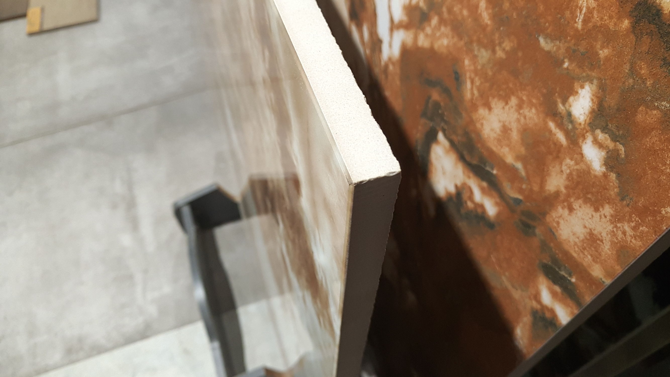 微晶石地砖如何擦干净,微晶石地砖滑吗