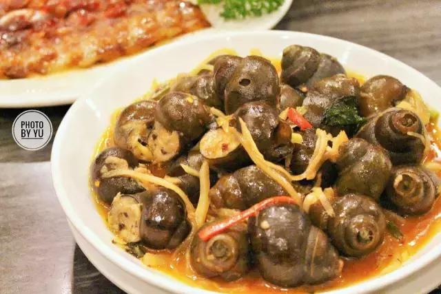 就是这个“肥坚”，十七年的默默坚守，用手工邕菜安慰老南宁的魂