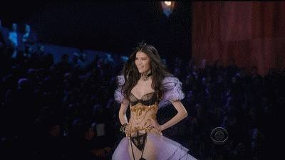 维密天使何穗现在怎么样了,什么叫维密何穗