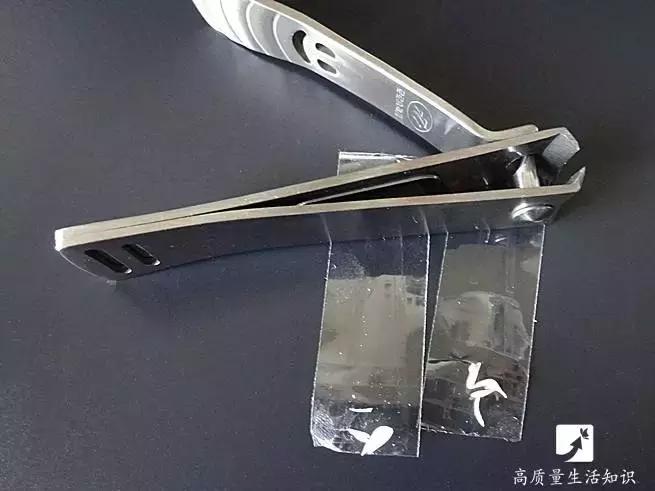 指甲剪成什么样不容易断,指甲很厚很硬剪不动应该怎么处理