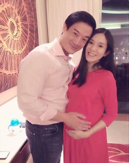 女星孕照差距大,女星的孕照