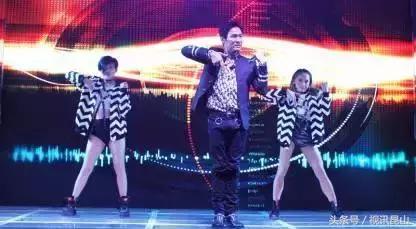 杜德伟出席活动视频,杜德伟密粉节