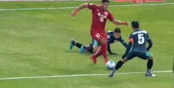 穆勒任意球穆勒无球跑位,托马斯穆勒最灵活的跑位