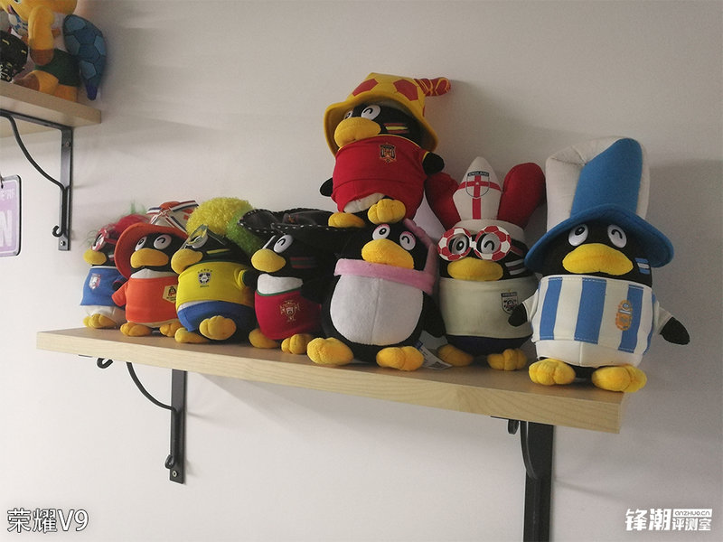 一加3t和荣耀v9哪个好,荣耀v9和一加3t评测视频