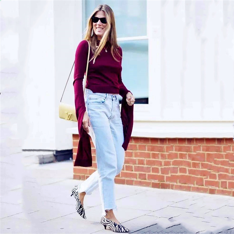 奶奶鞋怎么穿不显老 (奶奶鞋女款2022新款搭配)