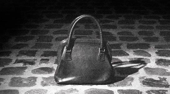 喂，警察叔叔｜这个晒包狂魔的FENDI比FENDI工厂还多