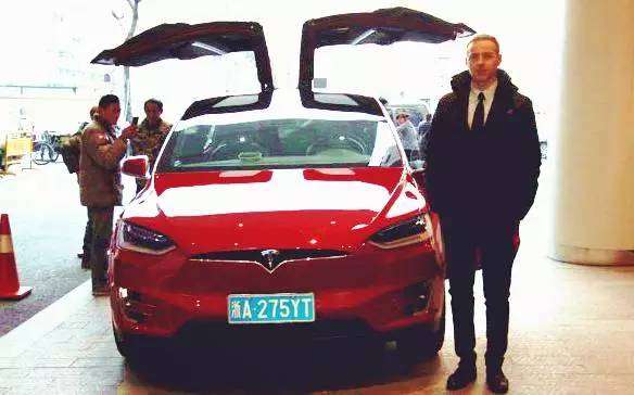 男朋友追你的时候都有哪些骚操作,男朋友追我时的聊天技巧